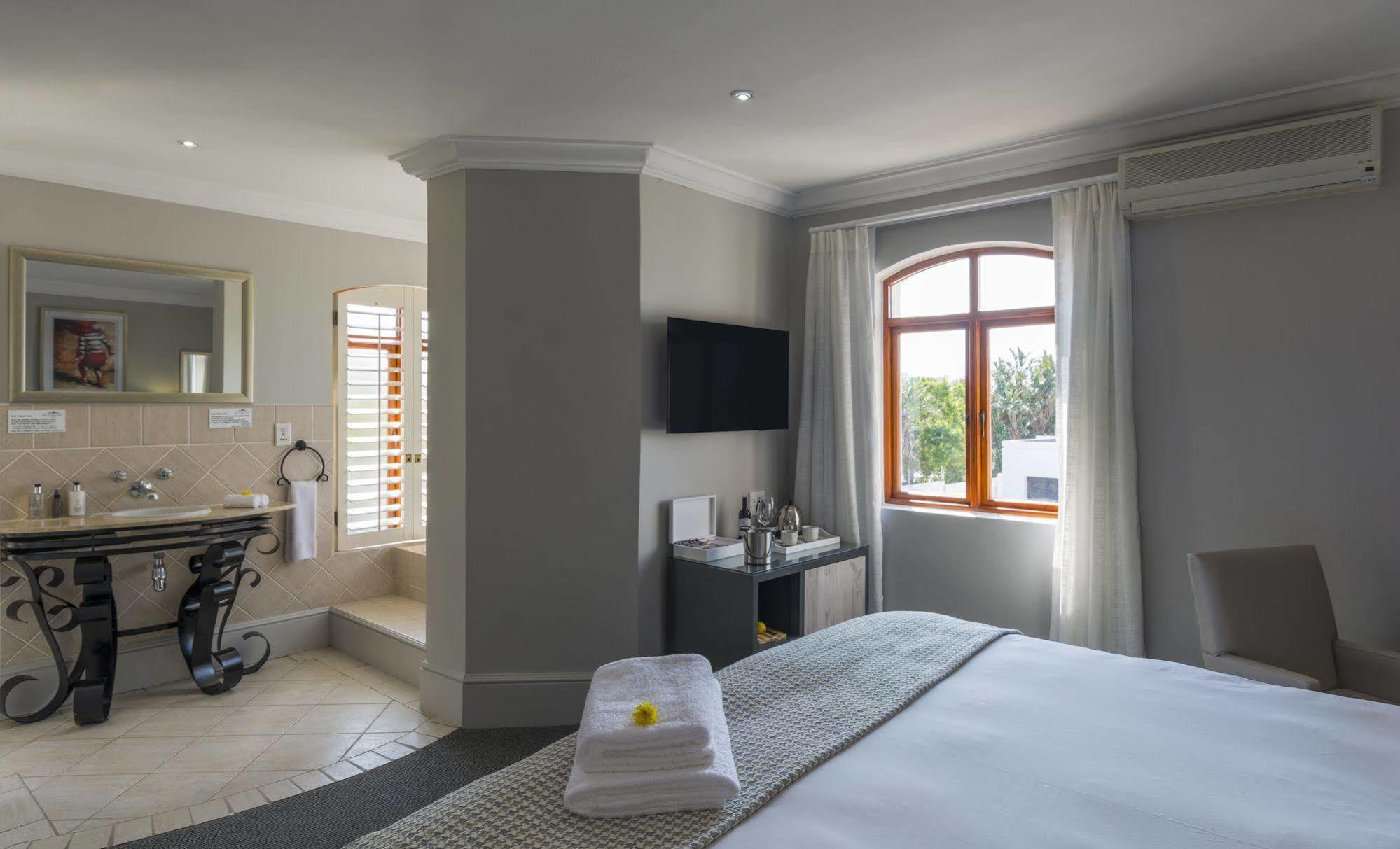 Villa Tuscana By Mantis Port Elizabeth Exterior foto